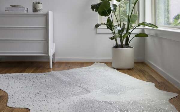 white cowhide rugs