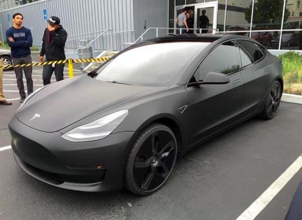 Tesla Model 3 Matte Black Edition